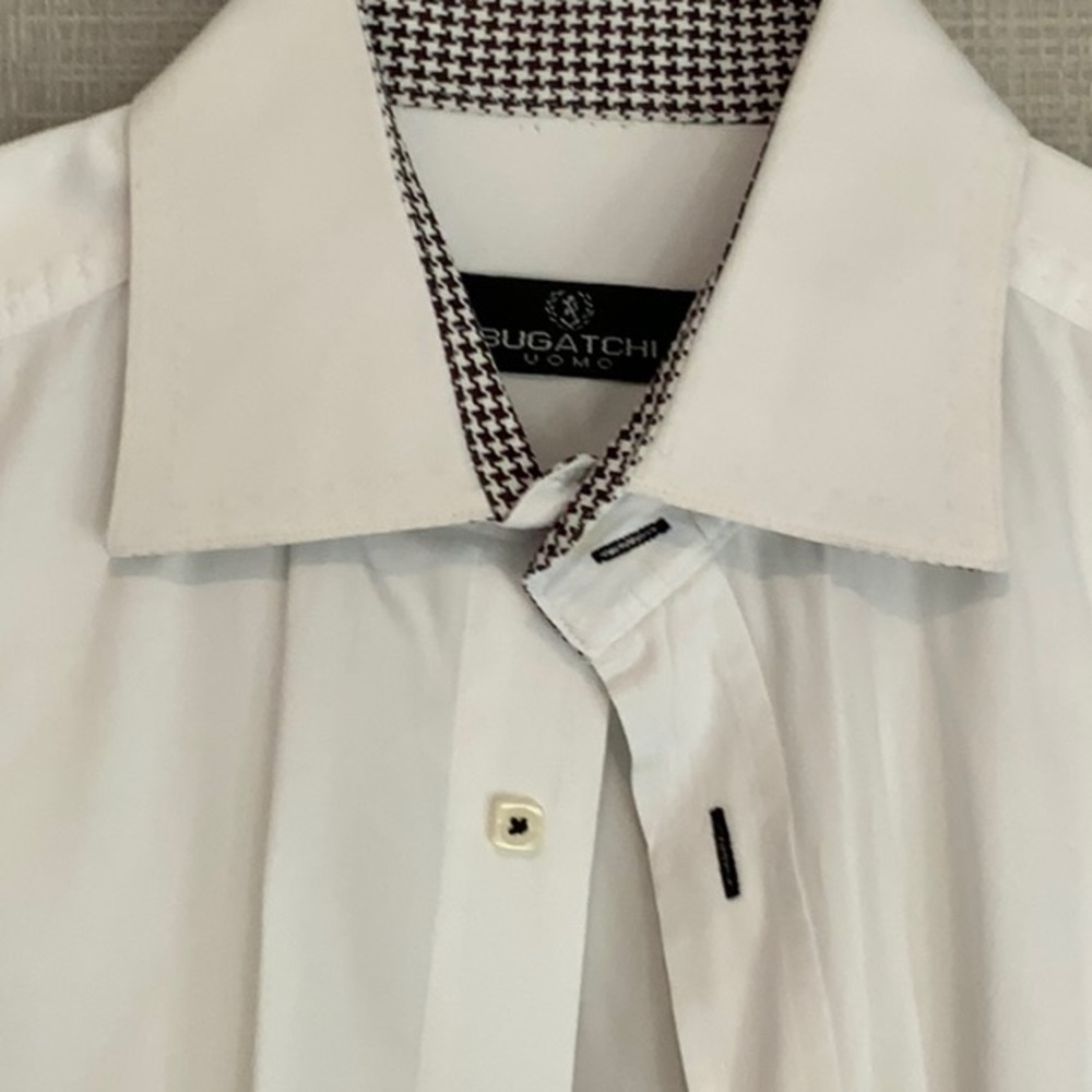 Bugatchi 100% cotton stunning dress shirt
